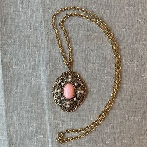 Elegant Pink and Gold Vintage Costume Pendant Necklace